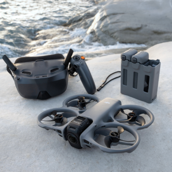 DJI Drone Avata 360 Fly More Combo con Goggles N3