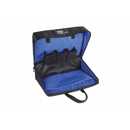 Rosco Silk® 220 Kit de luz Led portátil de 2x2 con maleta suave de transporte