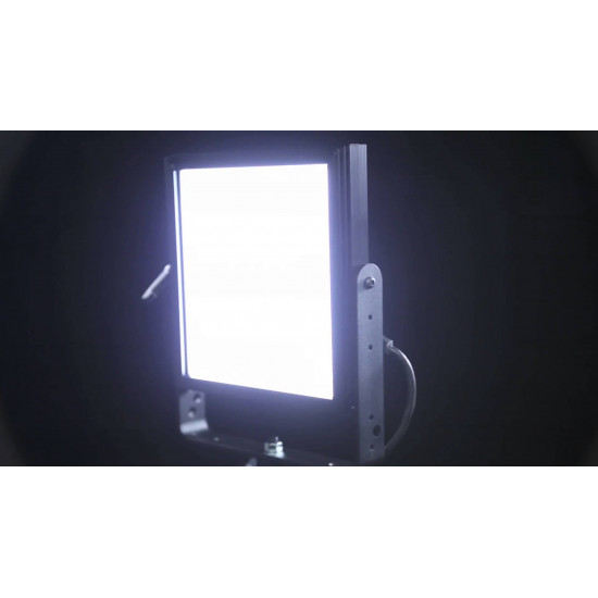Rosco Kit de iluminación Vector LitePad Luz de día para locación de 3 luces con trípodes y maleta